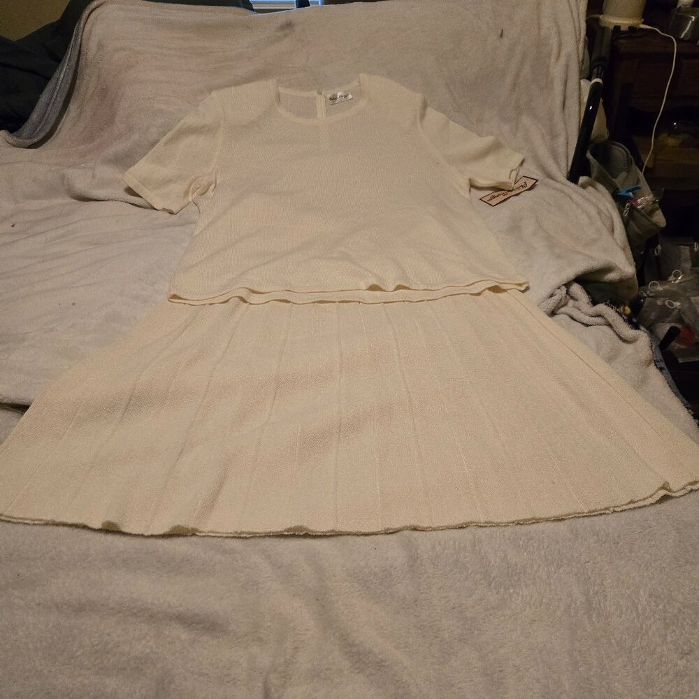 WithTag Philippe Marques Cream Knit Top & Matching Skirt Women's Size 16